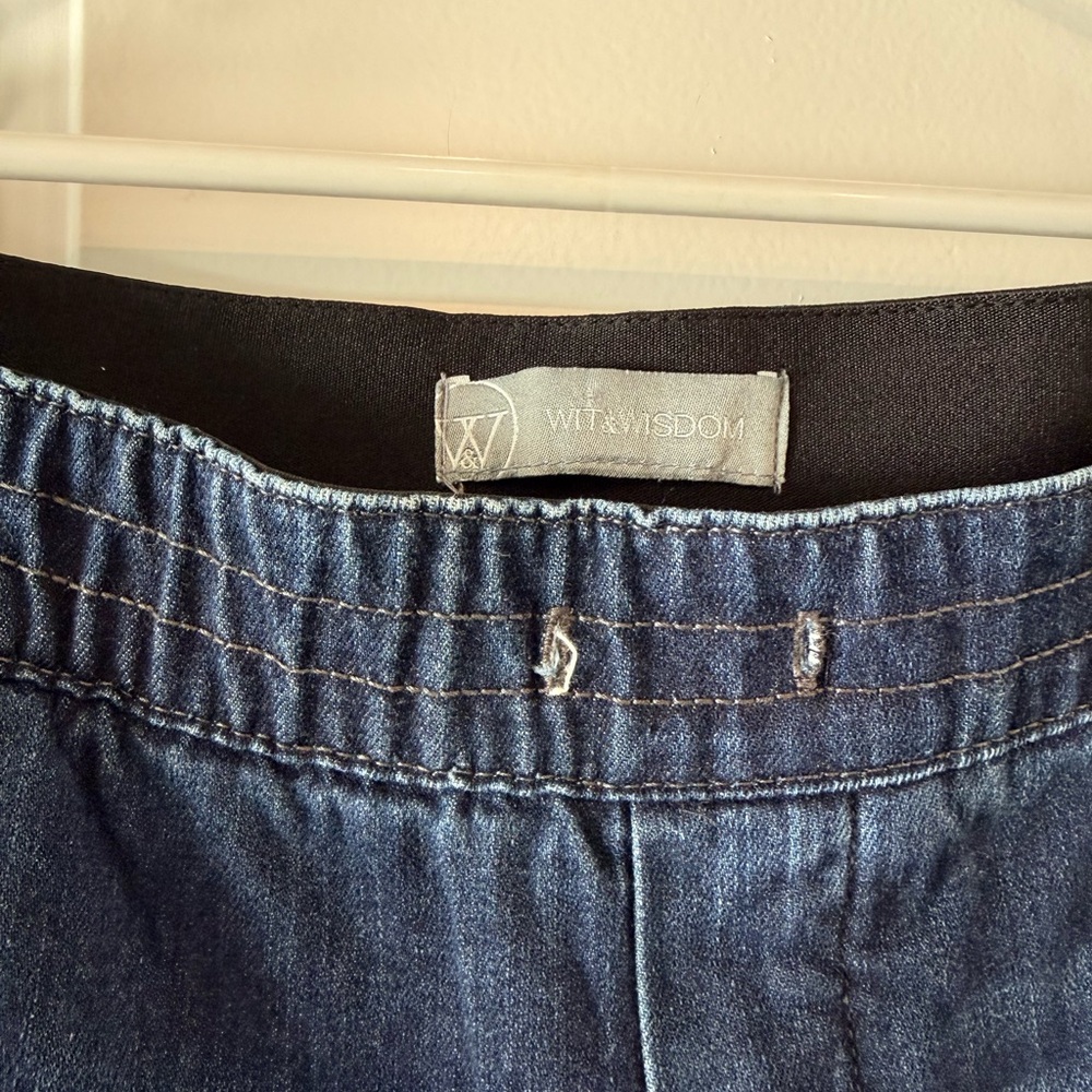 Wit & Wisdom Dark Wash Pull-On Straight Leg Jeans Size 14 - Picture 4 of 10